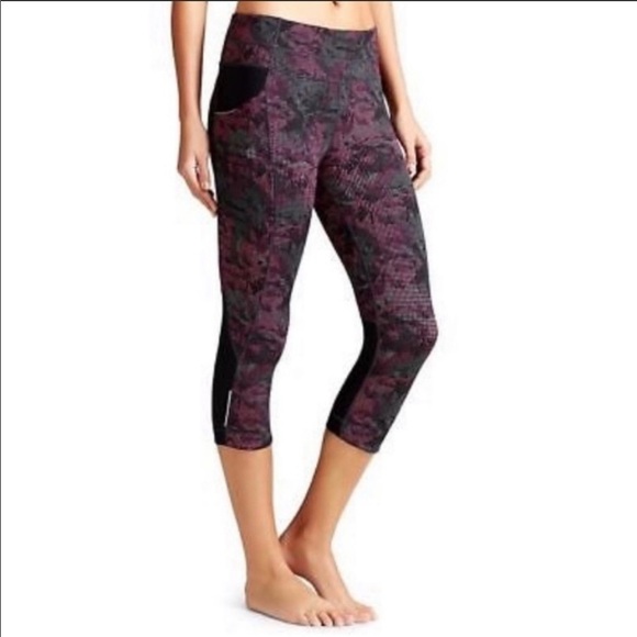 Athleta Women’s Maze Be Free Knicker Capri… - Picture 1 of 11